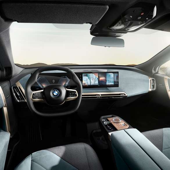 BMW iX, poste de conduite intérieur Intérieur de la BMW iX, poste de conduite