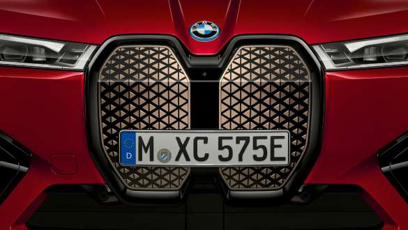 Naseaux intelligents de la BMW iX Vue en gros plan des naseaux intelligents de la BMW iX i20, avant