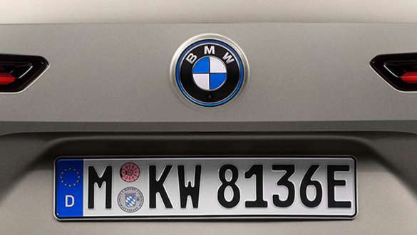 Caméra de recul de la BMW iX Vue en gros plan de la caméra de recul de la BMW iX i20