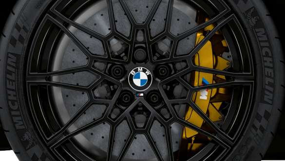 Freins M en carbone céramique de la BMW M3 Berline G80 2020 Freins M en carbone céramique de la BMW M3 Berline G80 2020, vue en gros plan