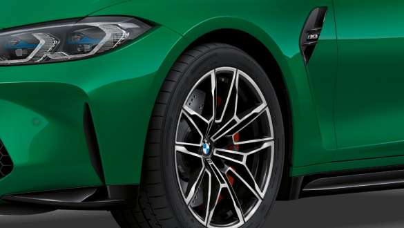 Passages de roue avant de la BMW M3 Berline G80 2020 BMW M3 Berline G80 2020 Isle of Man Grün, passages de roue avant, vue en gros plan