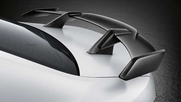 Aileron arrière M Performance en carbone de la BMW M3 Berline G80 2020 Vue en gros plan de la BMW M3 Berline G80 2020, aileron arrière Performance en carbone