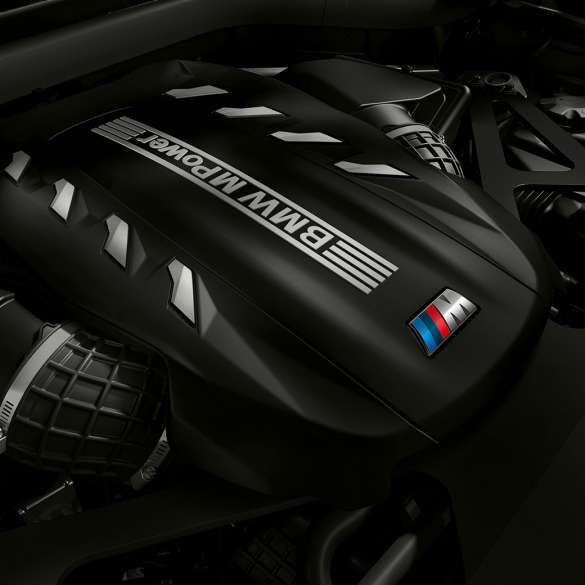 Moteur essence V8 M TwinPower Turbo à hautes performances de la BMW X5 M Competition. Moteur essence 8 cylindres M TwinPower Turbo à hautes performances de la BMW X5 M Competition Vue de détail F95 M