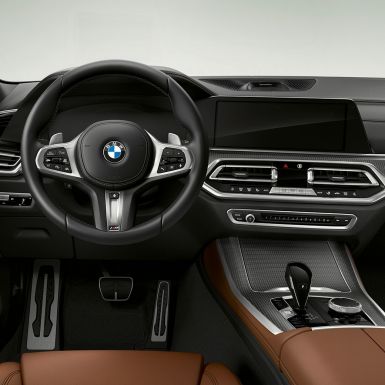 Volant M en cuir, BMW X5 M50i et M50d Volant M en cuir, poste de conduite des BMW X5 M50i et M50d