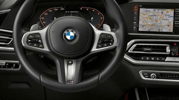 BMW X7 M avec boîte Steptronic Sport BMW X7 M avec boîte Steptronic Sport , G07, poste de conduite