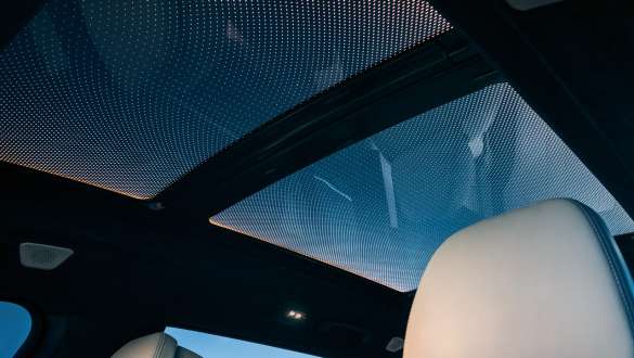 BMW X7 M, habitacle avec toit translucide panoramique Sky Lounge BMW X7 M, habitacle avec toit translucide panoramique Sky Lounge, G07