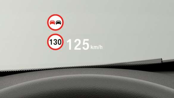 BMW X1 F48 LCI, Head-Up Display BMW X1 F48 LCI, intérieur avec vue sur le BMW Head-Up Display.