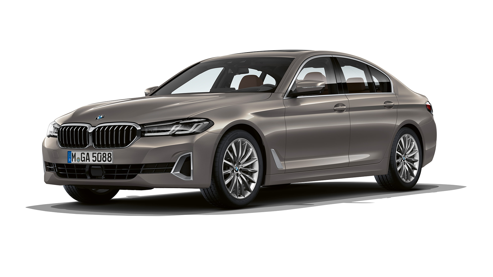 Modèle Luxury de la BMW Série 5 Berline G30, avant Modème Luxury de la BMW Série 5 Berline 520d xDrive G30 2020 en Berninagrau, vue de trois quarts avant