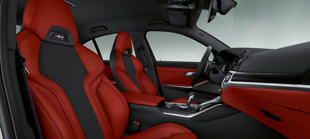 Inserts de décoration BMW Individual en tissu aluminium à haute brillance BMW M3 Berline 2020 G80, intérieur Inserts de décoration BMW Individual en tissu aluminium à haute brillance avec incrustation en Perlglanz Chrom BMW M3 Berline G80 2020, habitacle