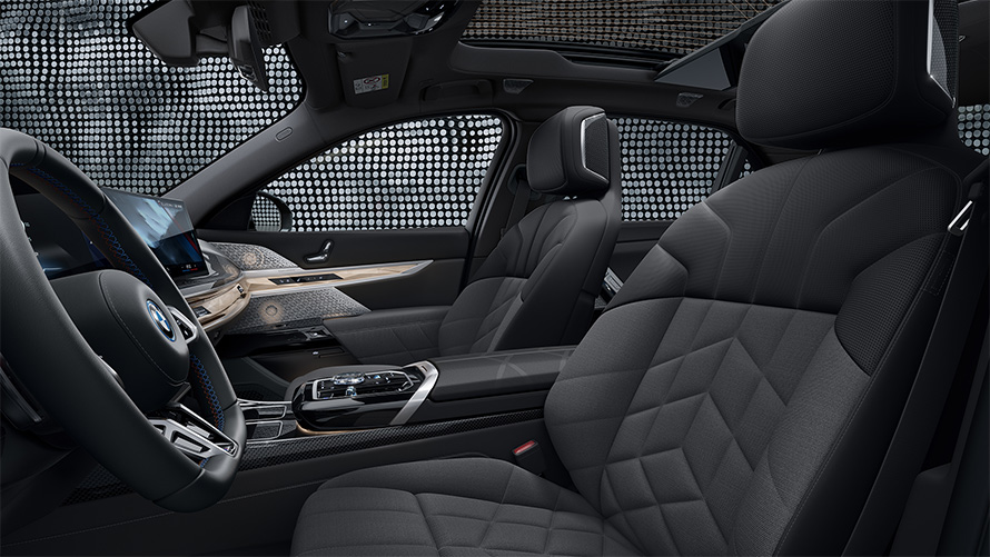 BMW i7 M70 xDrive Berline G70 sièges multifonctions pour le conducteur et le passager avant