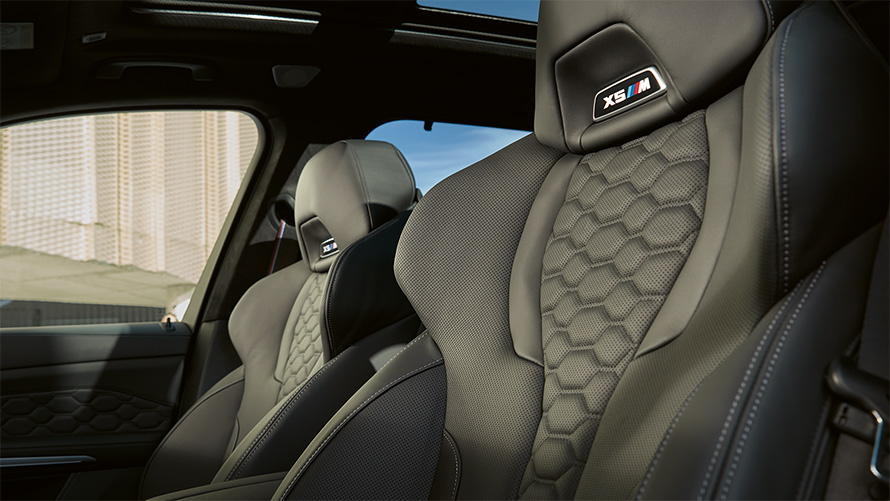 BMW X5 M Competition F95 2023, sièges M multifonctions