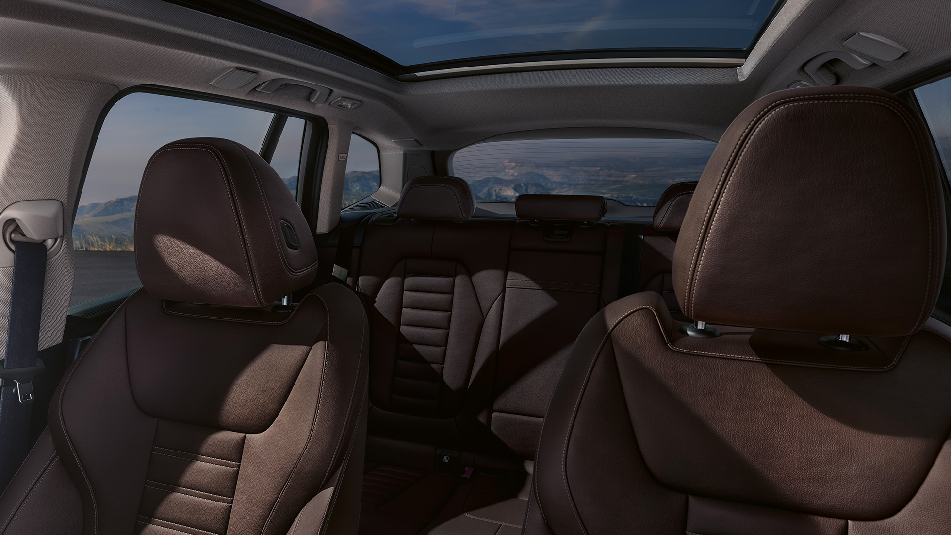 Sièges sport en cuir Vernasca Mokka de la BMW iX3 G08 Sièges sport en cuir Vernasca Mokka de la BMW iX3 G08 2020, habitacle