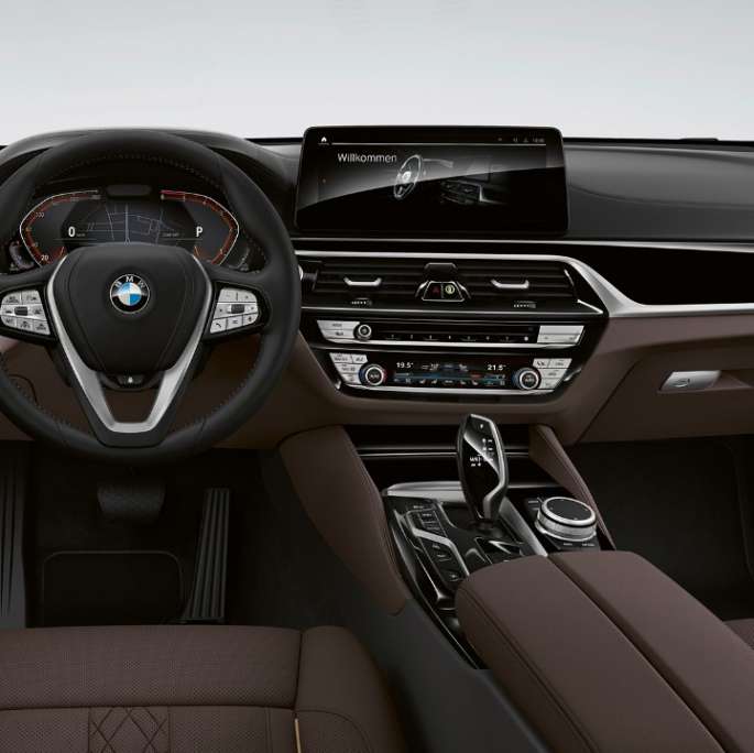 BMW Série 6 Gran Turismo G32 640d xDrive 2020 Modèle Luxury, cuir exclusif Nappa Mokka, habitacle 